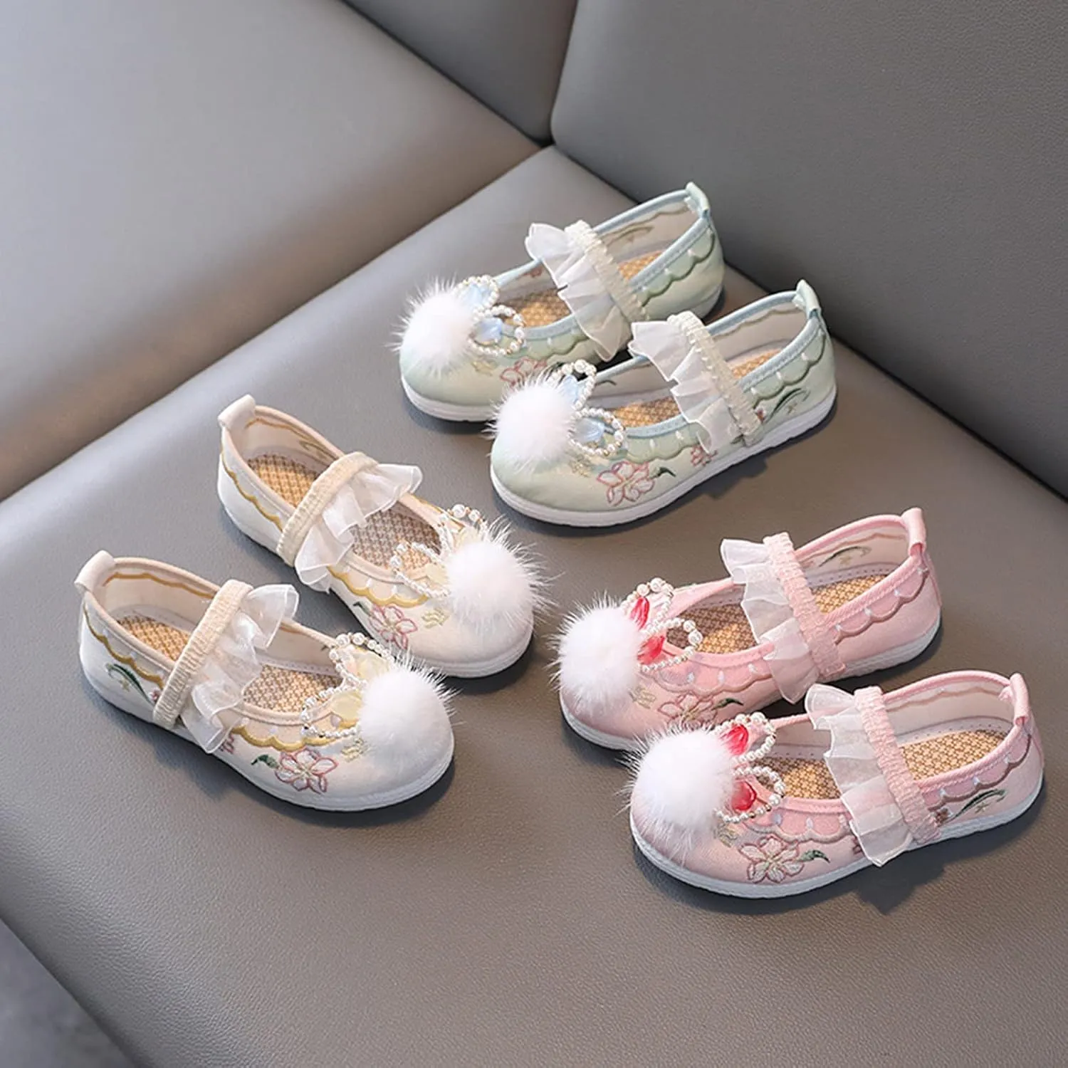 Baby Girl Shoe Girls Flat Bottomed Embroidered Sandals Fashionable Antique Costume Children Performance Shoes