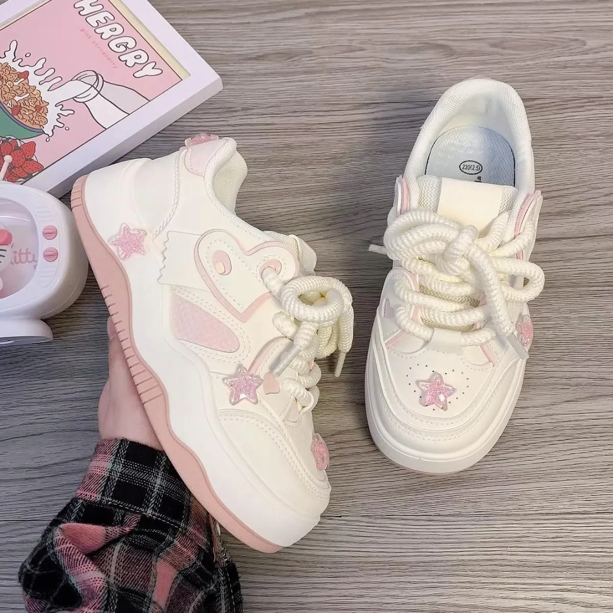 Chunky Platform Sneakers for Women 3D Pink Stars Walking Skate Shoes with Heart Sport, Travel Casual Fit Well for Girl