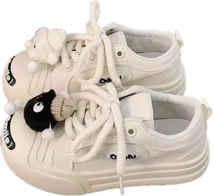 Chunky Platform Sneakers Girl's Skate Shoes Tennis Shoes with Cartoon Pendant for Women Casual Preppy Travel Sport