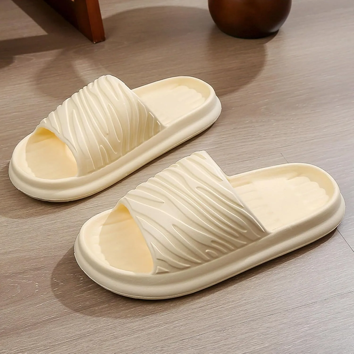 Cloud Slippers for Women Non Slip Quick Drying Shower Slides Versatile Slides Sandals Women's Non Slip Slippers