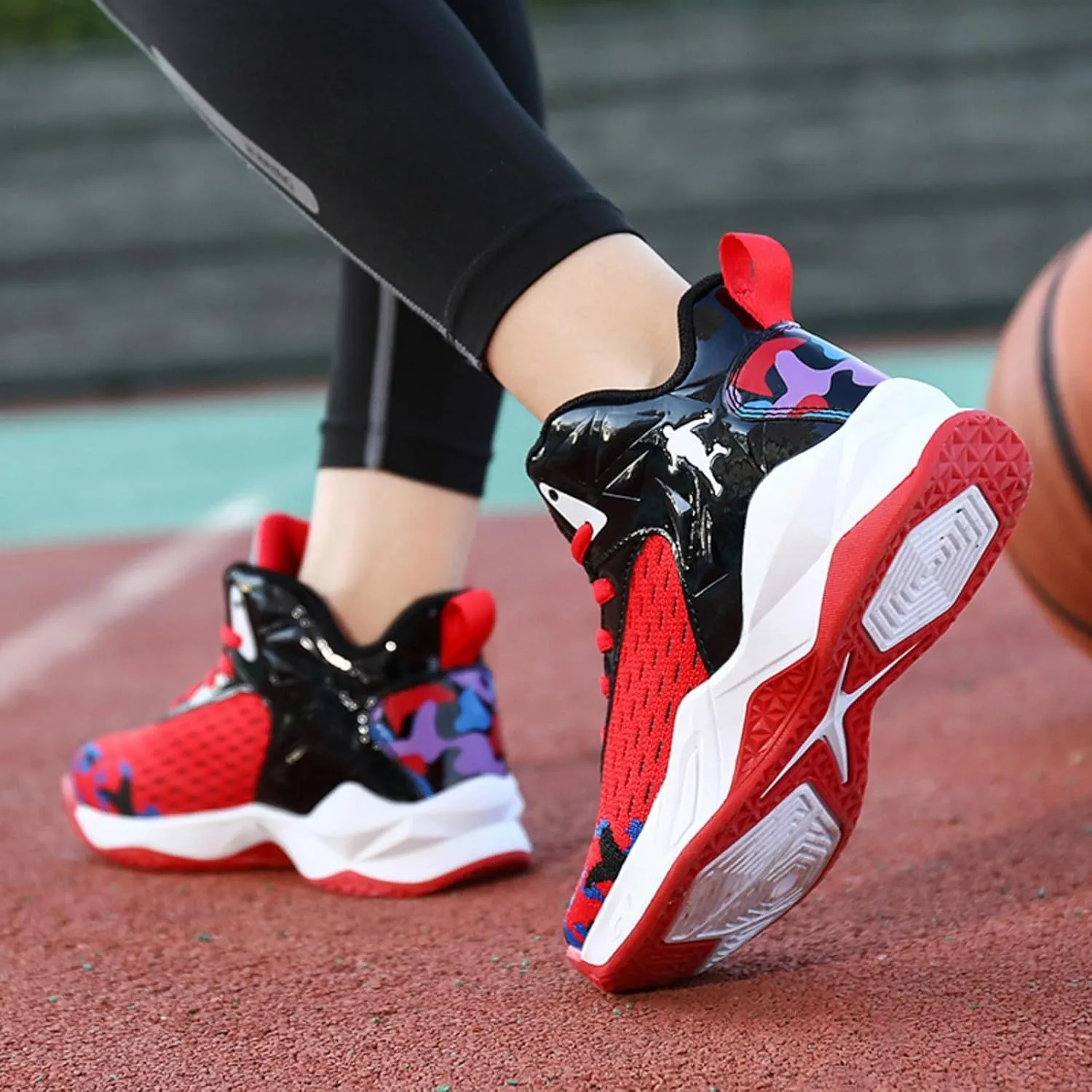 Fashionable Non Slip Breathable Children's Basketball Shoes