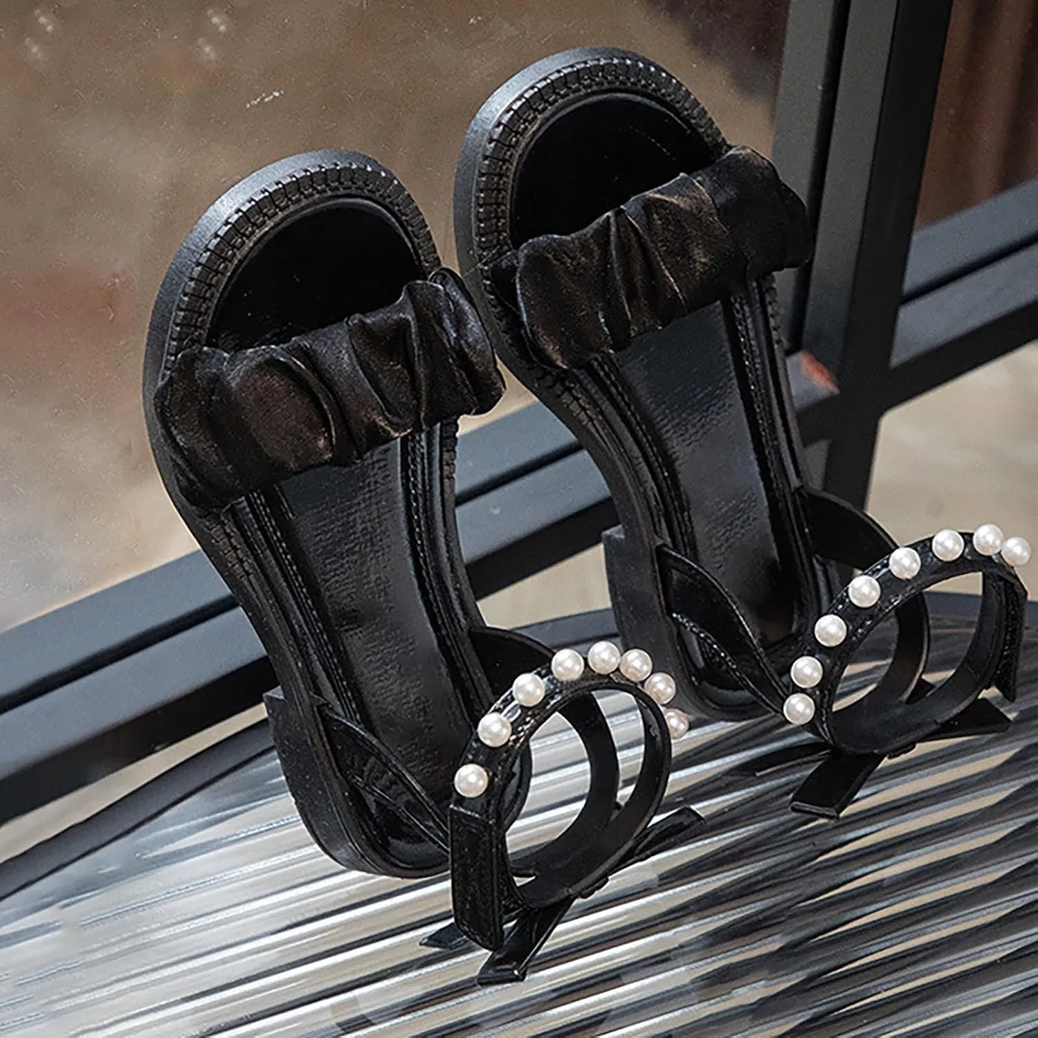 Girls Open Toe Pearl Strap Sandals Comfy Soft Sole Lightweight Breathable Summer Sandals 2025 Fashion Footwear