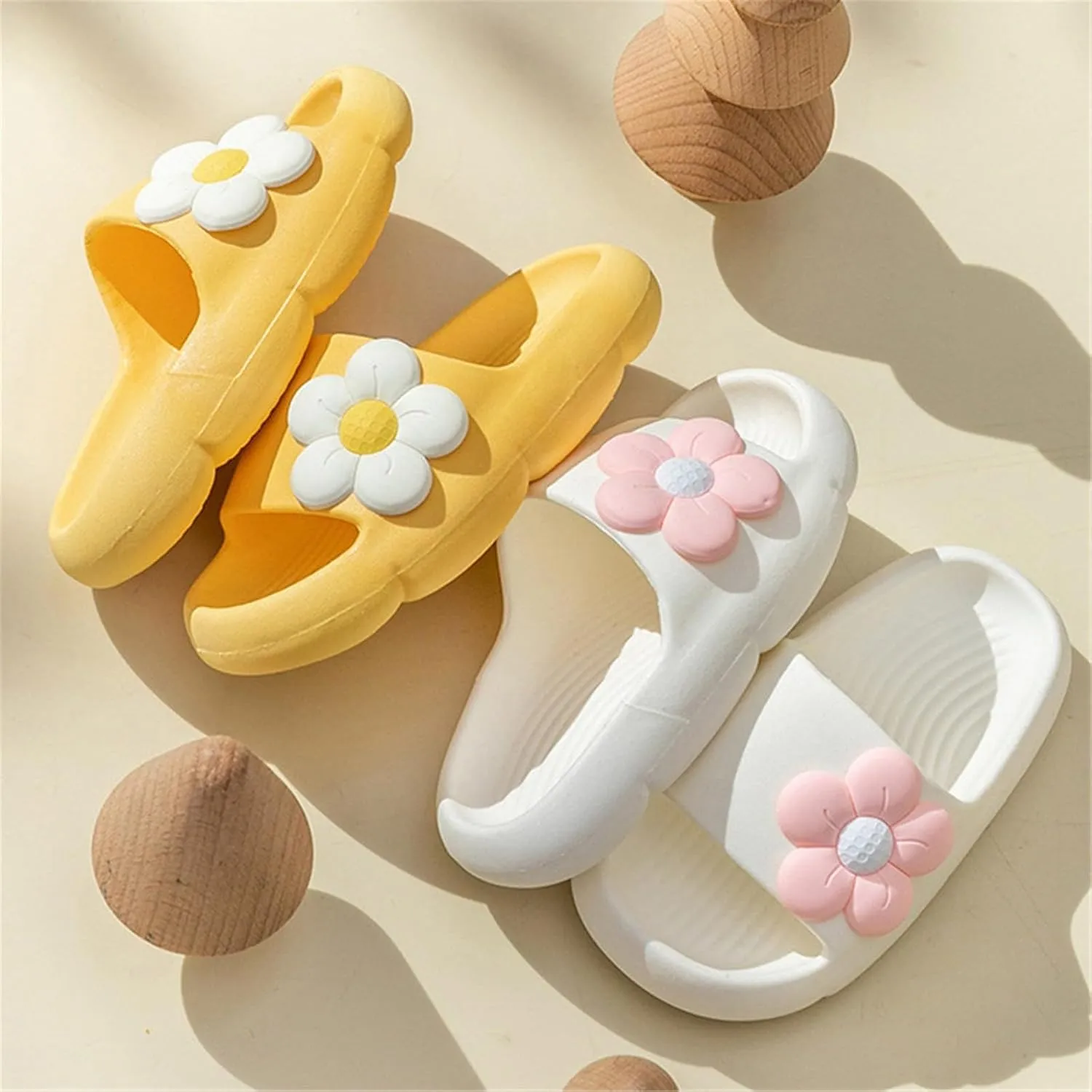 Kids Girls Comfortable Flower Cloud Slides Non Slip Lightweight Shower Sandals Fashion Thick Shoes Toddler Sandals