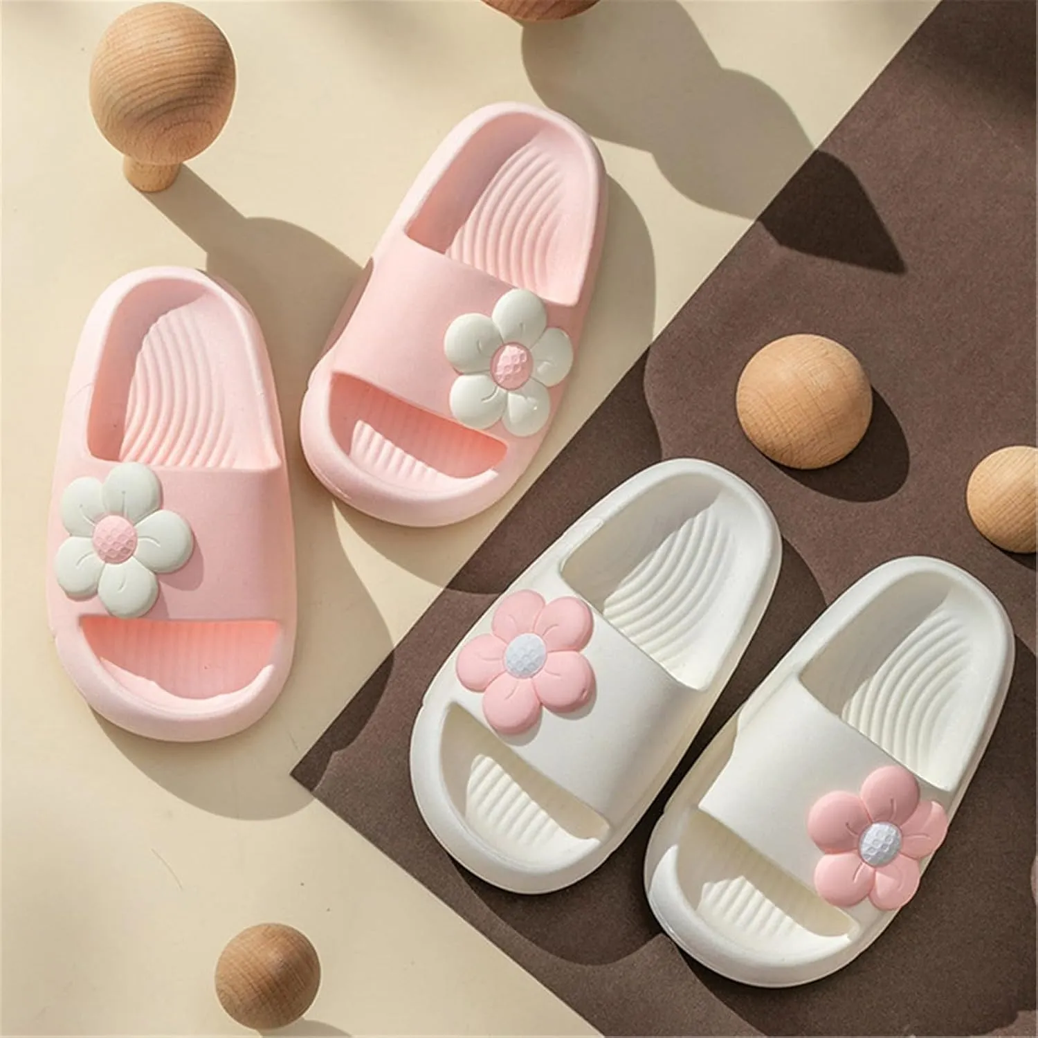 Kids Girls Comfortable Flower Cloud Slides Non Slip Lightweight Shower Sandals Fashion Thick Shoes Toddler Sandals