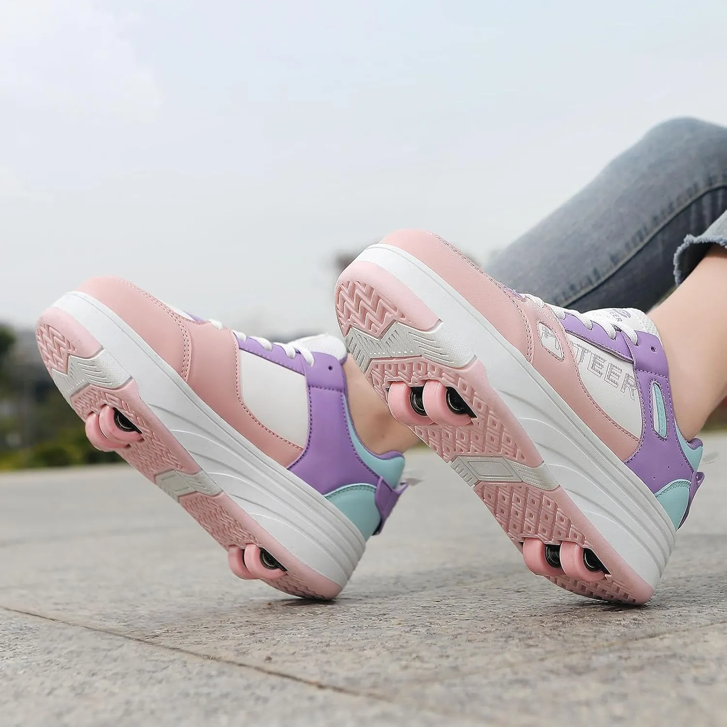 Kids Roller Shoes for Girls Boys, 4-Wheel Removable Roller Skates Sneakers Beginners Wheeled Sports Shoes Outdoor Fitness Trainers