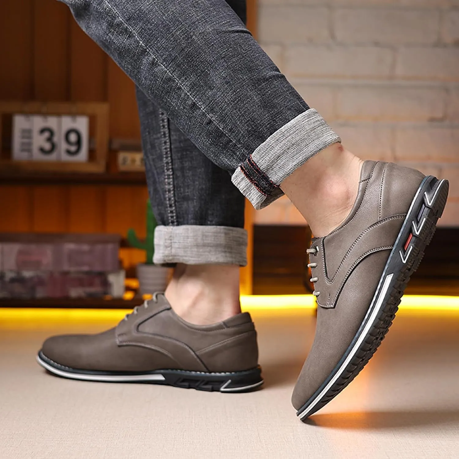Men'S Leather Slip-On Flat Orthopedic Oxford Shoes Fashion Breathable Round Toe Lace-Up Non-Slip Casual Oxford Sneakers Driving Office Business Dress Derby Shoes
