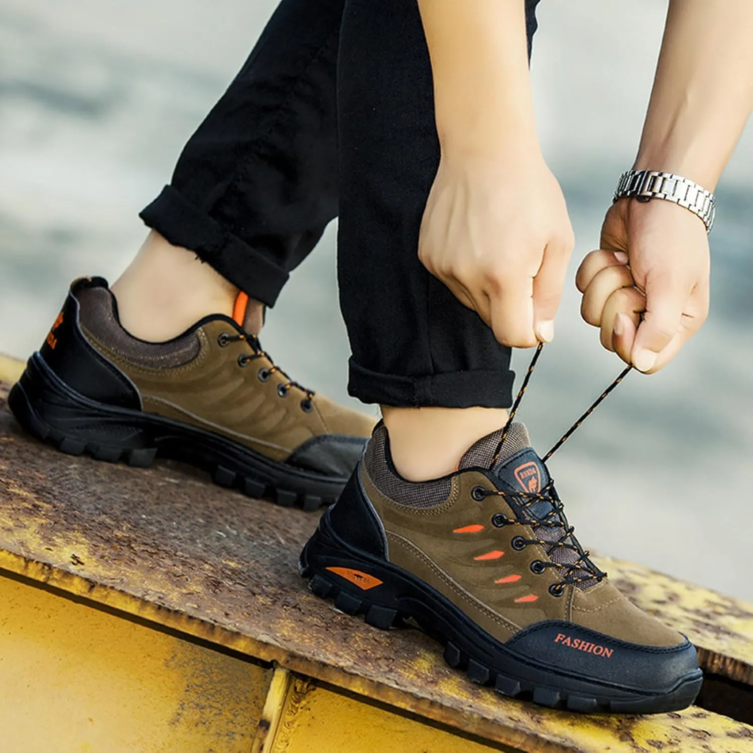 Mens Walking Shoes Outdoor Breathable Hiking Shoes Lightweight Camping Climbing Running Shoes