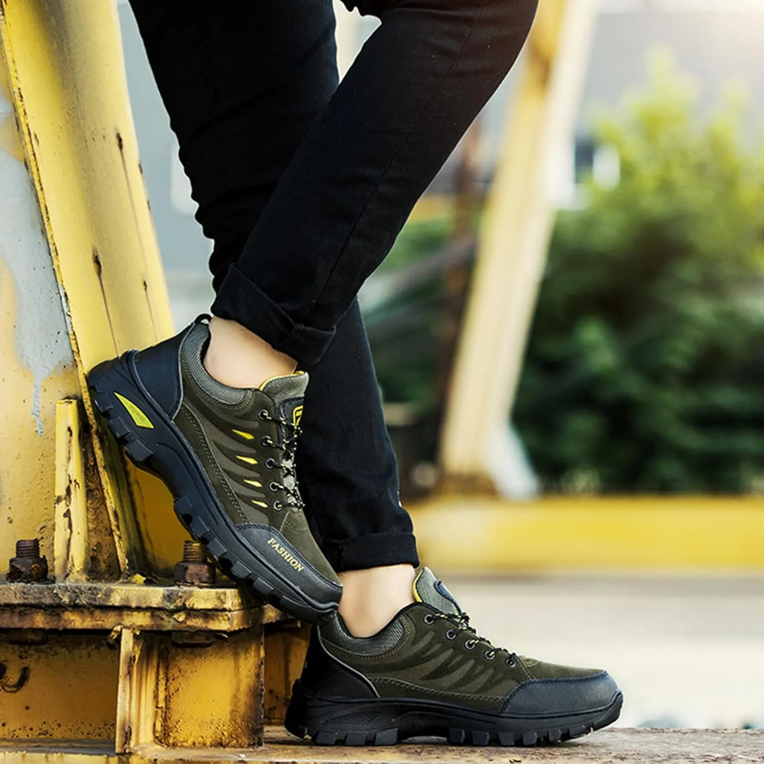 Mens Walking Shoes Outdoor Breathable Hiking Shoes Lightweight Camping Climbing Running Shoes