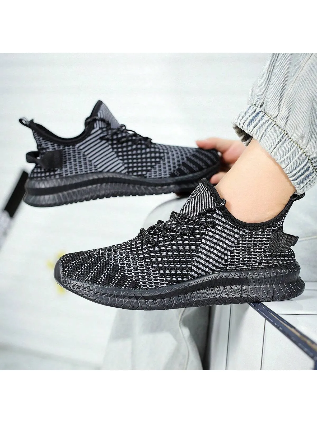 New Minimalist Fashion Breathable Comfortable Outdoor Casual Sports Shoes, Trendy Sneakers For Teenagers And Young Men