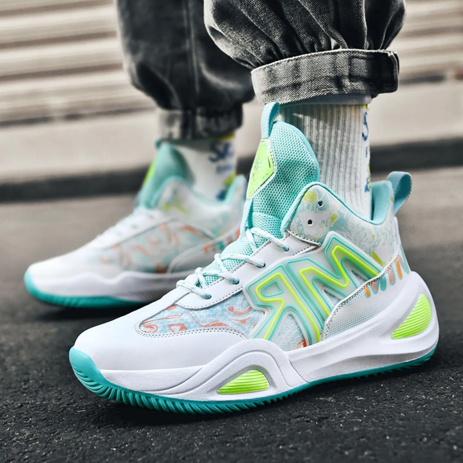Non Slip Basketball Shoes