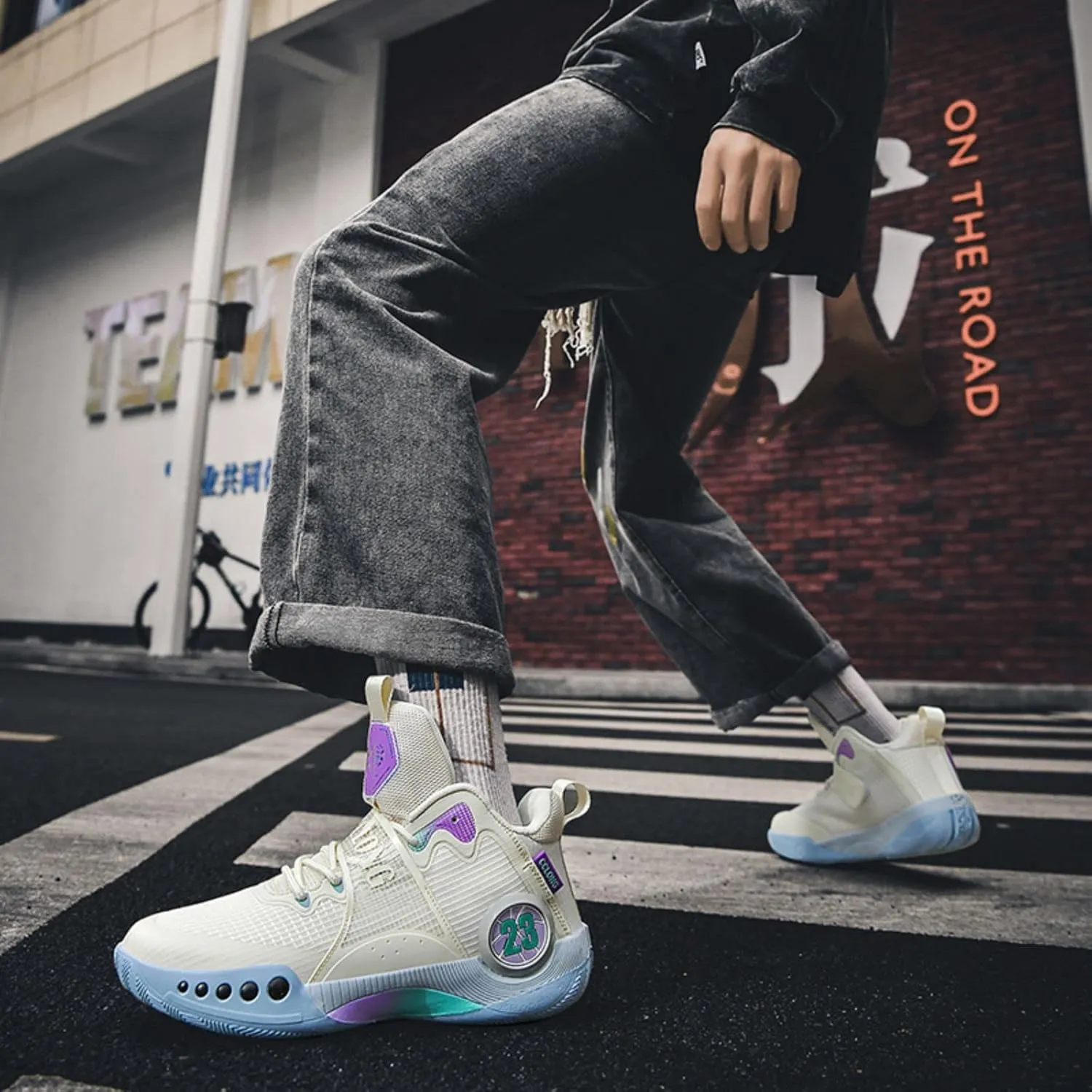 Non Slip Basketball Shoes