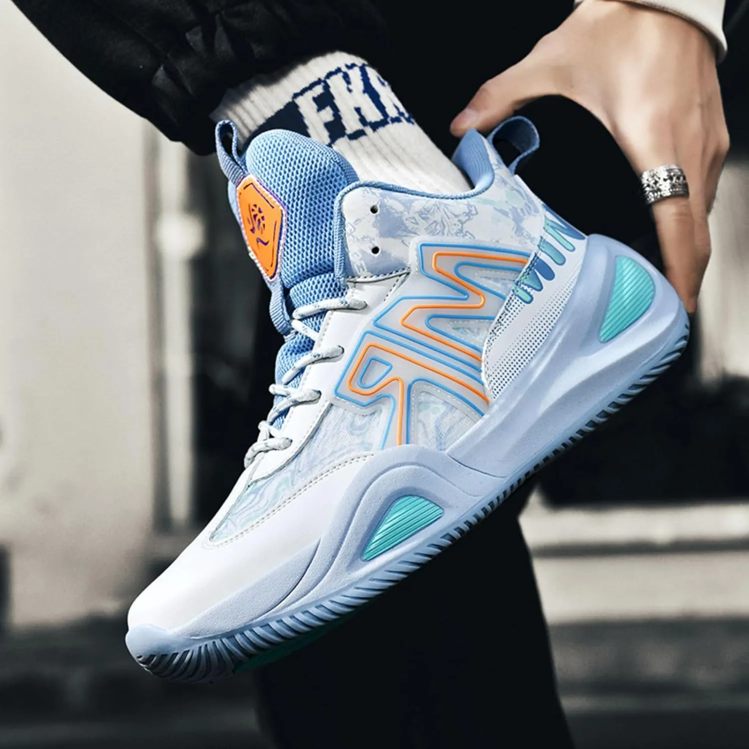 Non Slip Basketball Shoes