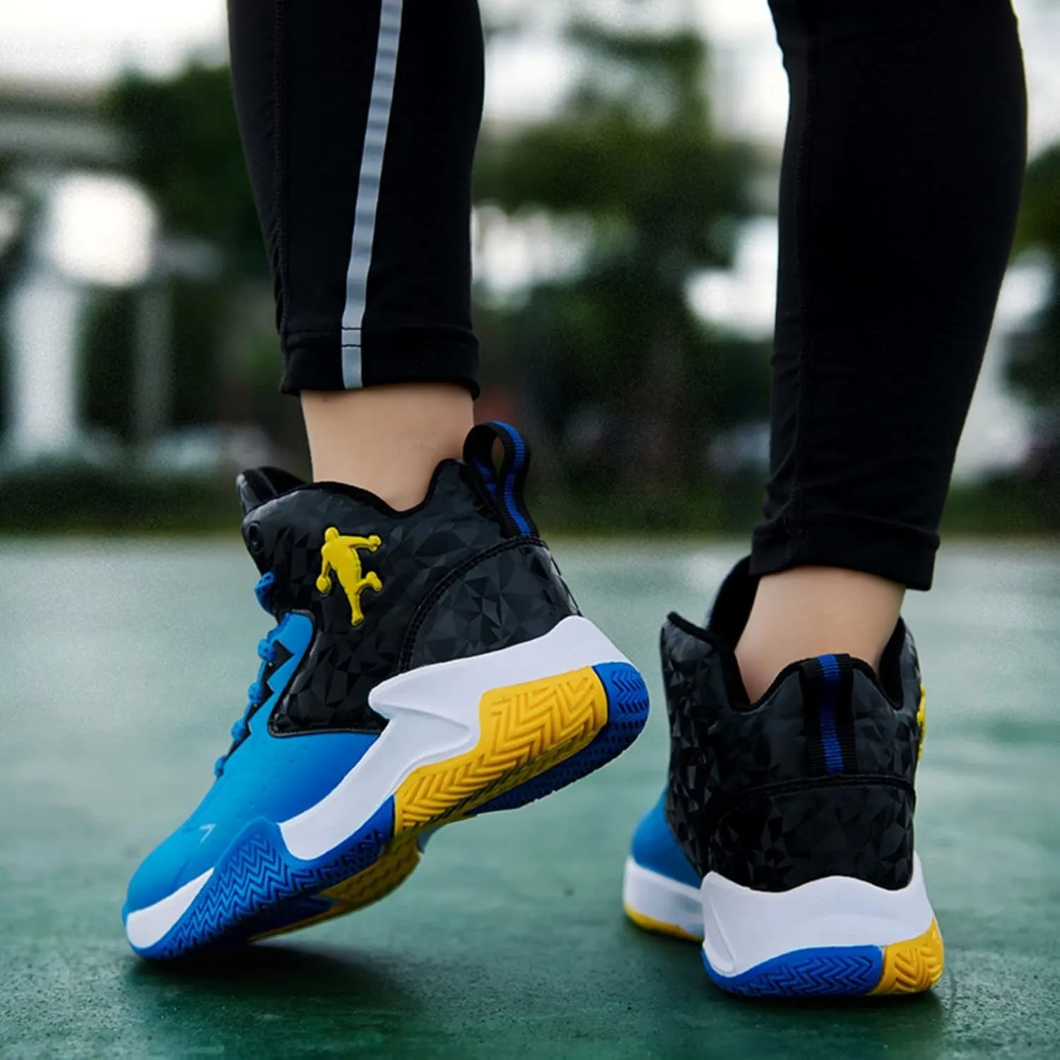 Non Slip Sports Basketball Shoes