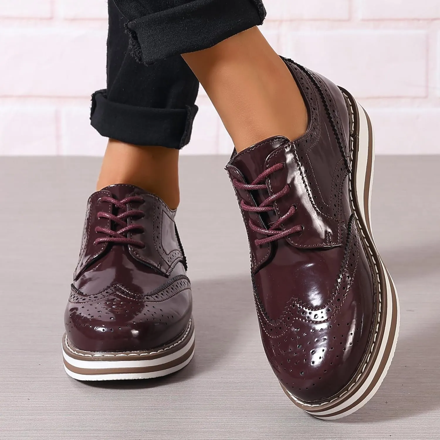 Oxford Shoes for Women Platform Lace Up Wingtips Brogues Round Toe Business Dress Shoes
