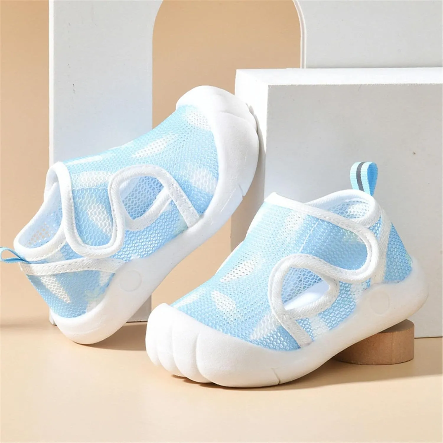 Toddler Baby Water Shoes Closed Toe Lightweight Breathable Sandals Quick-Dry Barefoot Beach Swim Jellies Girls