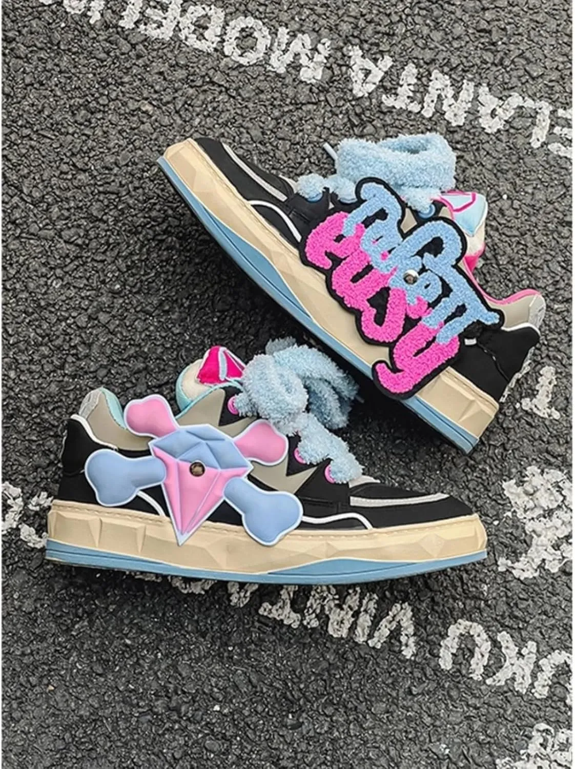 Women Men Aesthetic Chunky Sneakers Streetwear Fashion Comfort Diamond Pattern Padded Platform Shoes Retro Skate Style