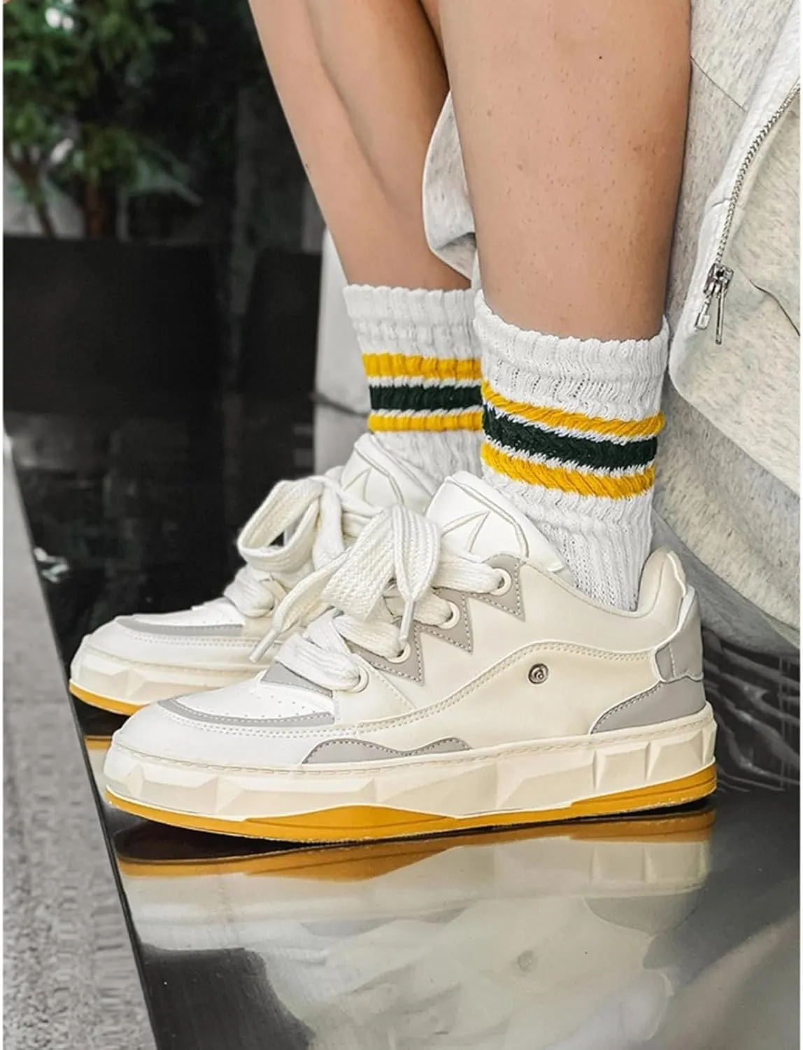 Women Men Aesthetic Chunky Sneakers Streetwear Fashion Comfort Diamond Pattern Padded Platform Shoes Retro Skate Style
