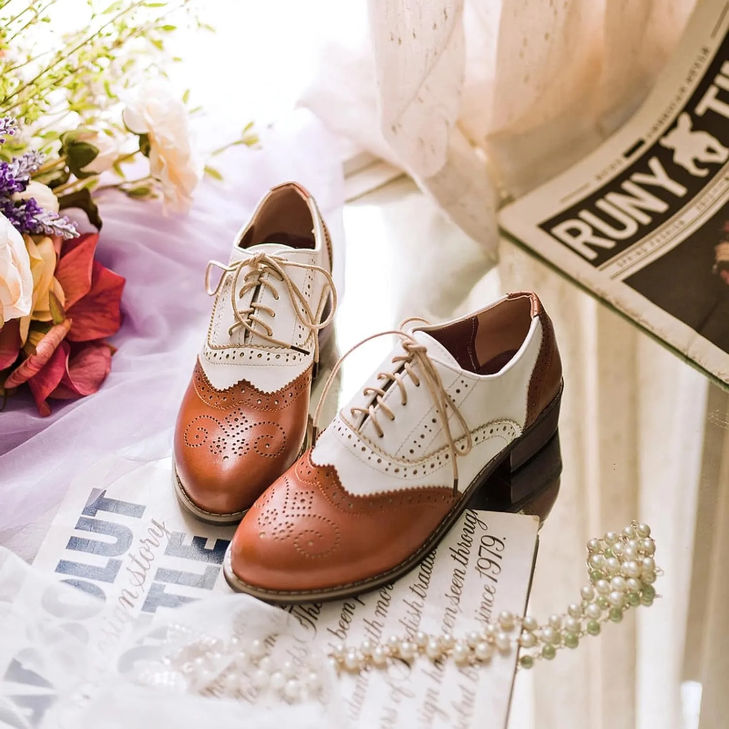 Women's Color Block Brogue Oxford Shoes Classic Business Lace Up Low Top Wingtip Derby Shoes Comfortable Non Slip Oxford Dress Shoes