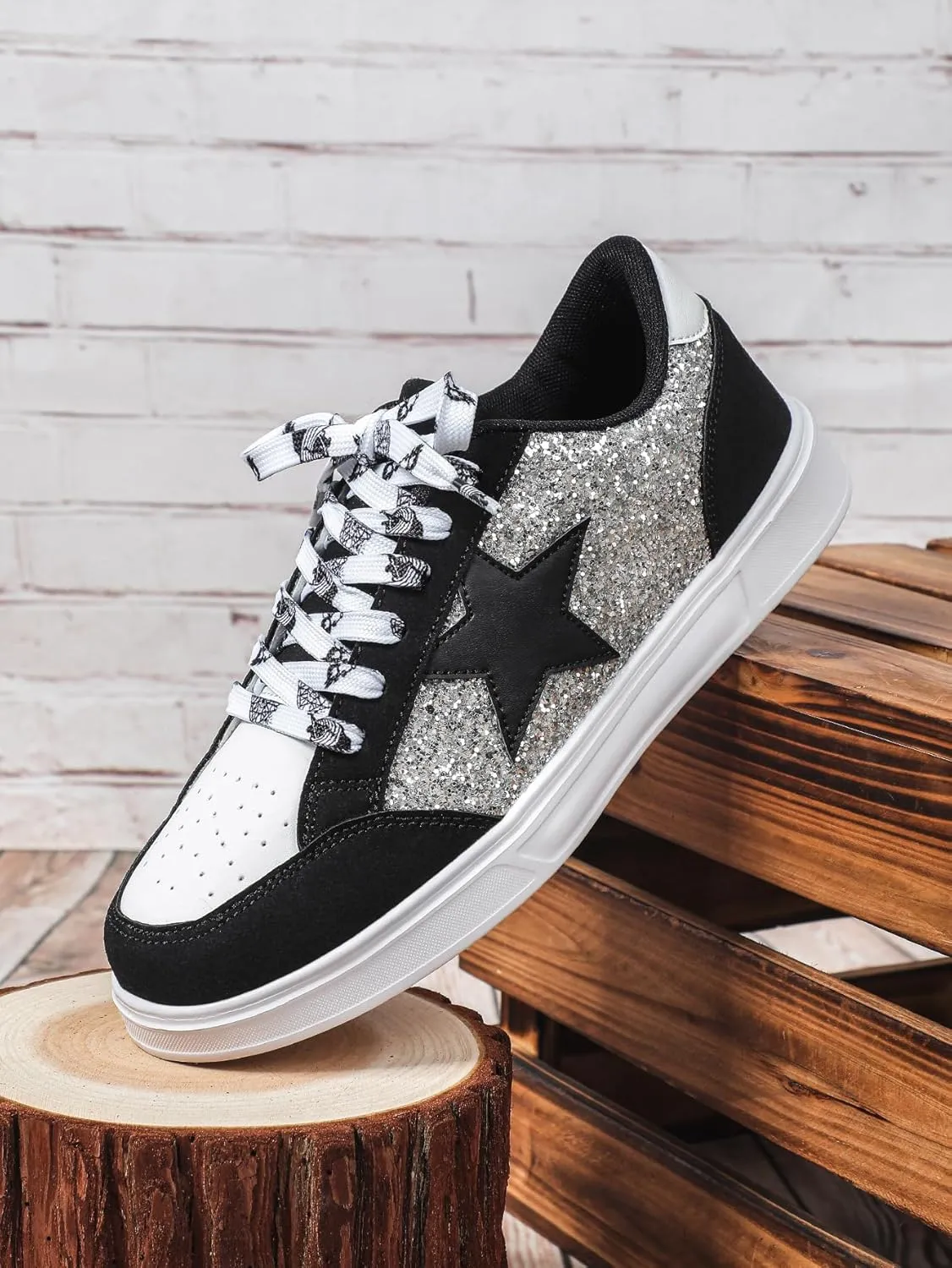 Y2K Style Star Glitter Skate Sneakers for Women Wide Fit Casual Sport Shoes, Trendy Student Footwear in Plus Sizes